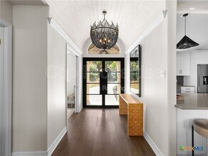 321 Village View Dr in Canyon Lake, TX - Building Photo - Building Photo