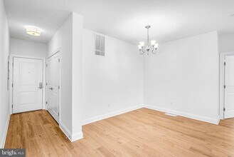 123 S Washington St in Easton, MD - Building Photo - Building Photo