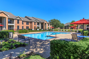 Garden Gate - Fort Worth Apartments