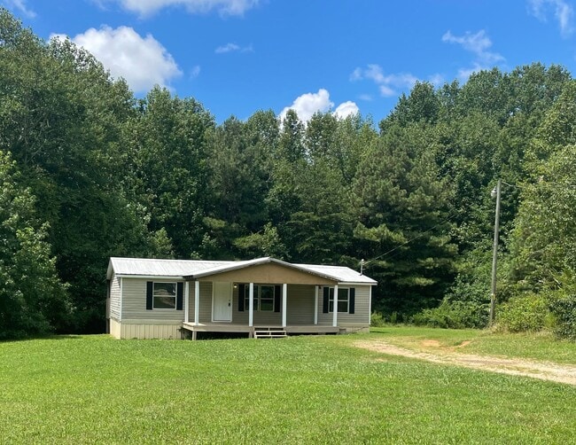 property at 943 Collins Rd