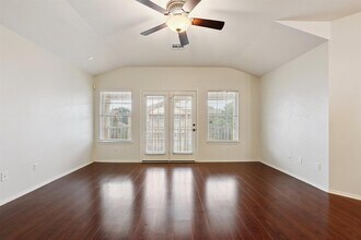 16100 S Great Oaks Dr in Round Rock, TX - Building Photo - Building Photo