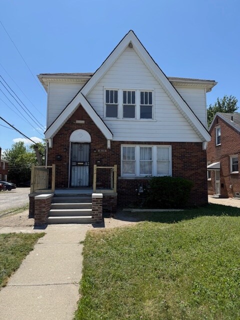 13623 Wadsworth St, Unit Upper in Detroit, MI - Building Photo