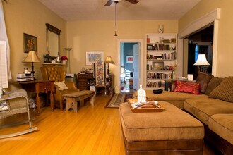 W379N5686 N Lake Rd in Oconomowoc, WI - Building Photo - Building Photo