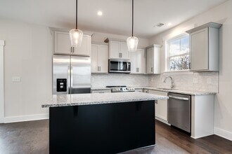 2009 23rd Ave N in Nashville, TN - Building Photo - Building Photo