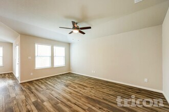 5907 Noah Pl in Saint Hedwig, TX - Building Photo - Building Photo