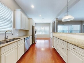 610 Victoria Hills Dr in DeLand, FL - Foto de edificio - Building Photo