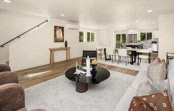 6628 52nd Ave W in Tacoma, WA - Building Photo - Building Photo