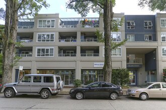 Blair Court in Vancouver, BC - Building Photo - Building Photo