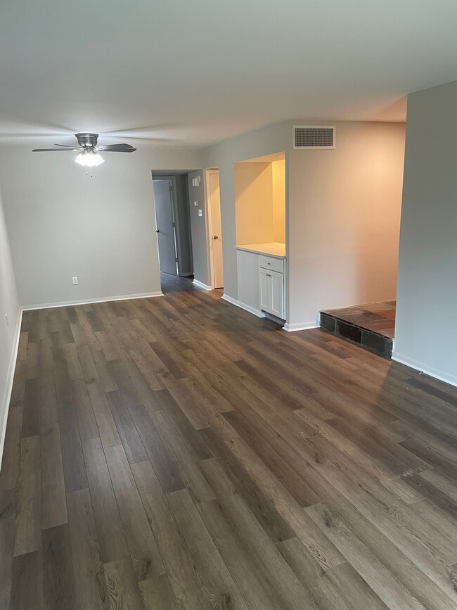 328 Hermit St, Unit 1st Floor