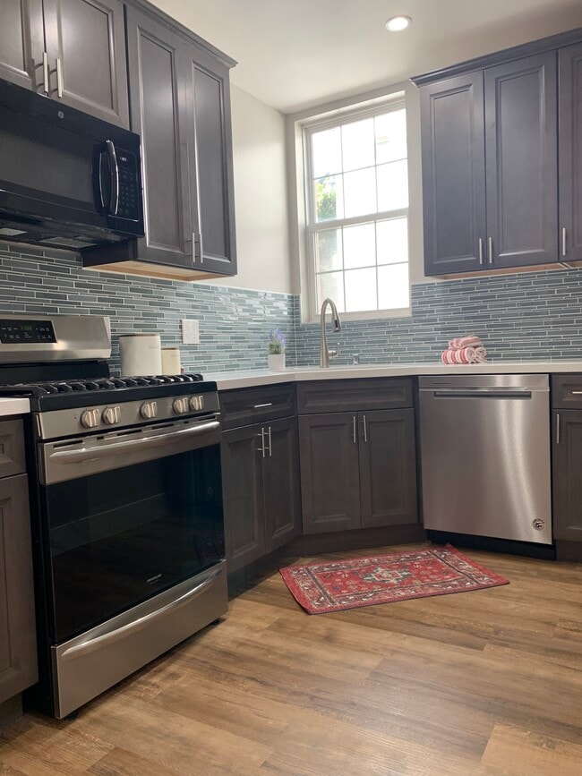 4236 Cleveland Ave, Unit 2