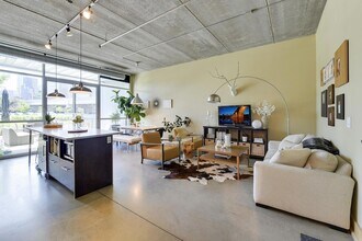 345 N 6th Ave in Minneapolis, MN - Building Photo - Building Photo