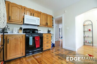 39 Nottinghill Rd, Unit 2 in Boston, MA - Building Photo - Building Photo