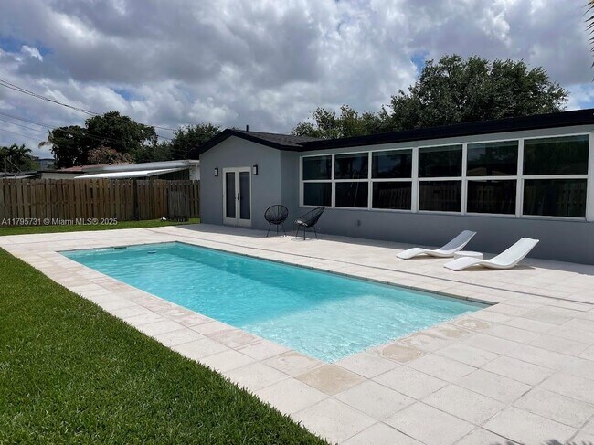 401 S Highland Dr in Hollywood, FL - Building Photo - Building Photo