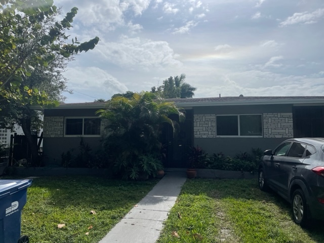 1446 NE 118th Ter in Miami, FL - Building Photo