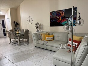 9446 SW 140th Ct in Miami, FL - Building Photo - Building Photo