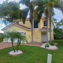 509 Alejandro Ln in Greenacres, FL - Building Photo