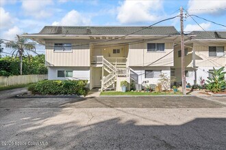 419 Ocean Ave in Melbourne Beach, FL - Foto de edificio - Building Photo