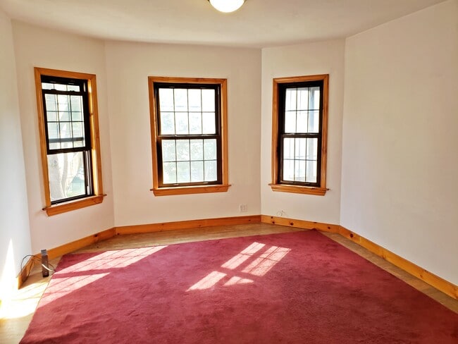 71 Hudson St, Unit 2