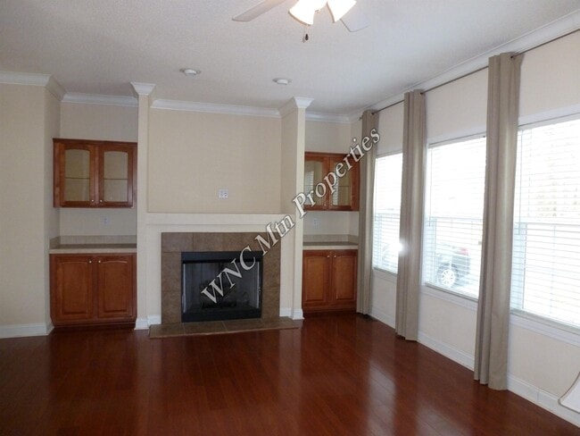 121 Ladson Spring Trail in Mills River, NC - Building Photo - Building Photo
