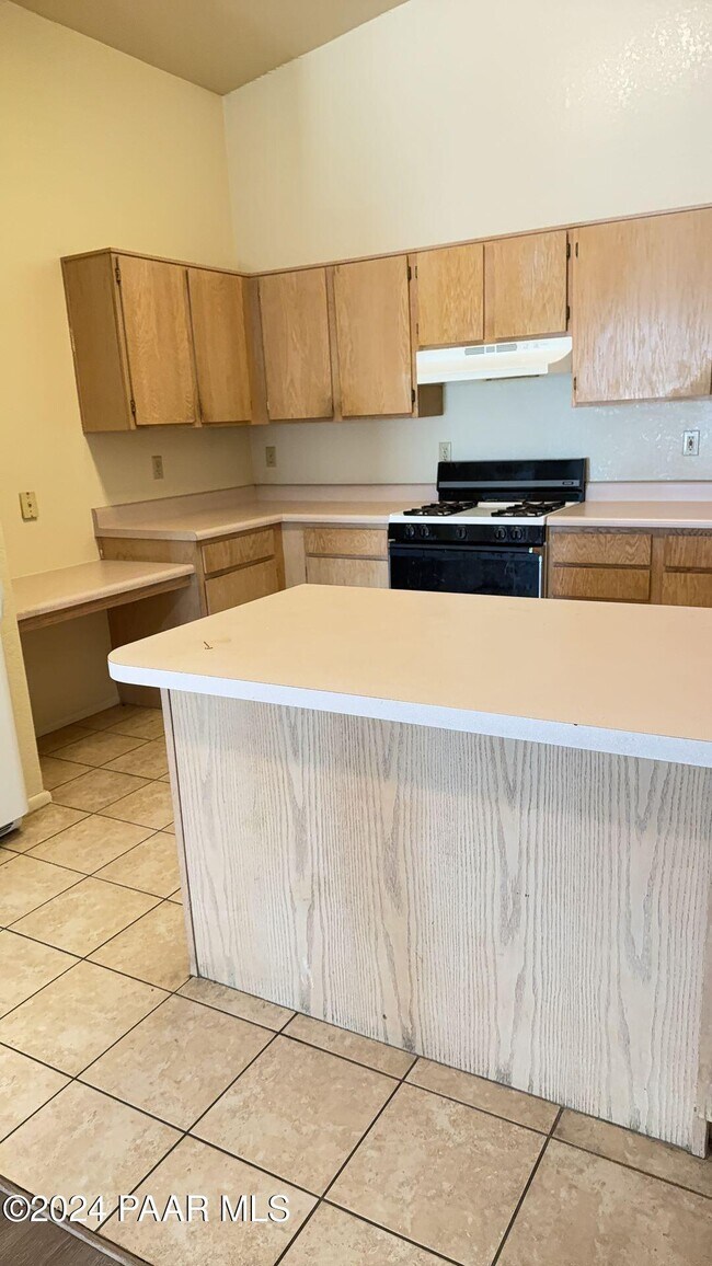 4716 N Robert Rd-Unit -C in Prescott Valley, AZ - Building Photo - Building Photo