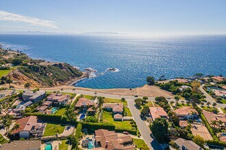 2900 Paseo Del Mar in Palos Verdes Estates, CA - Building Photo - Building Photo