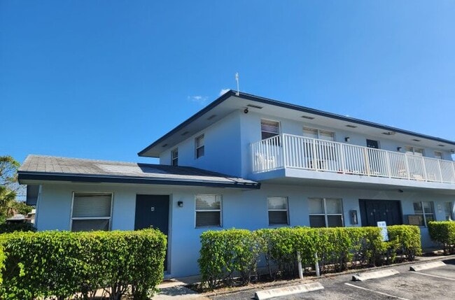 property at 1100 W Blue Heron Blvd