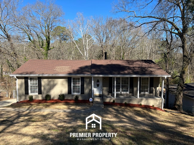 property at 1573 Brewster Cir