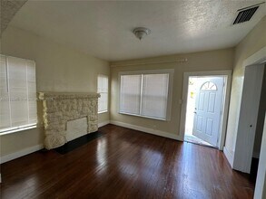 510 Plymouth Rd in West Palm Beach, FL - Building Photo - Building Photo