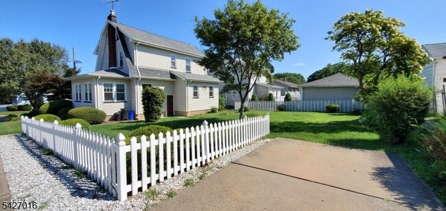 54 Park Ave in Garfield, NJ - Building Photo - Building Photo