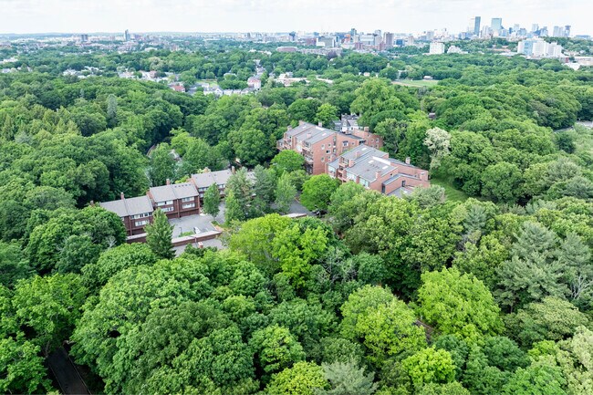 Cabot Estate Condominiums in Jamaica Plain, MA - Foto de edificio - Building Photo