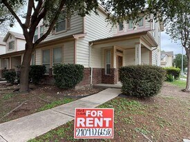 13313 Bristow Dawn in San Antonio, TX - Building Photo