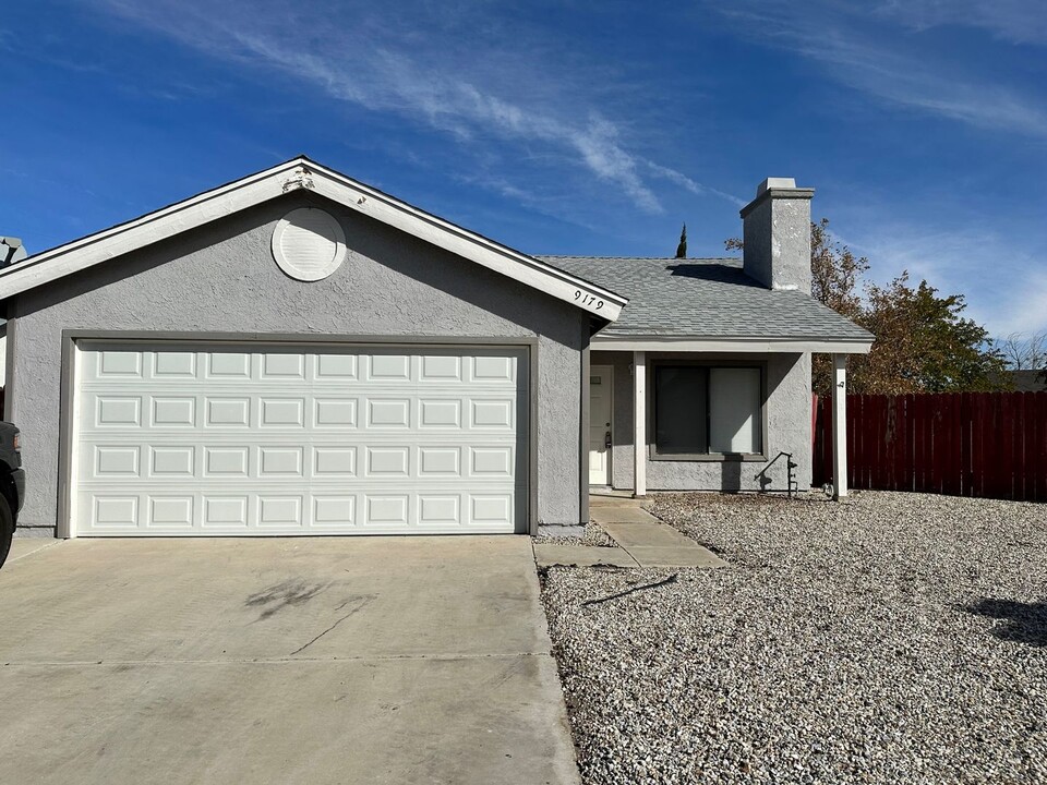 9179 Cherrywood Ln in Hesperia, CA - Building Photo