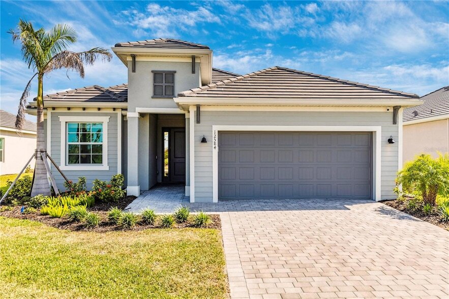 12584 Wellen Golf St in Venice, FL - Foto de edificio