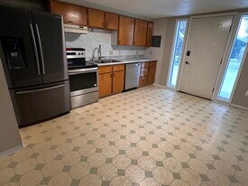 150 Charles St, Unit 150 Charles St #2 in Fairbanks, AK - Building Photo