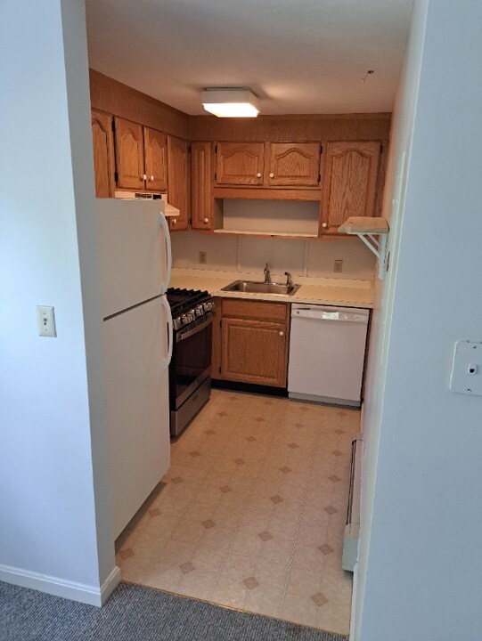 49 Depot St in Duxbury, MA - Building Photo