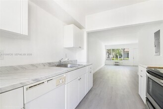 9790 E Bay Harbor Dr in Bay Harbor Islands, FL - Building Photo - Building Photo