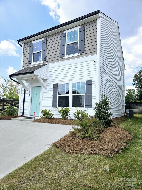 15205 Scoter St in Charlotte, NC - Building Photo