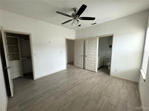 7815 N 58th St-Unit -4 in Mission, TX - Building Photo - Building Photo