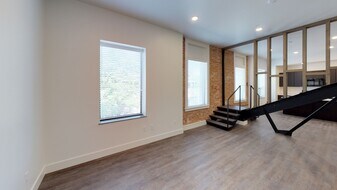124 N 29th St, Unit 304 in Billings, MT - Building Photo