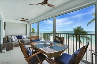 9517 Gulf Shore Dr in Naples, FL - Building Photo - Building Photo