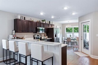 6198 Jordans Pass Dr in Tallahassee, FL - Building Photo - Building Photo