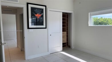 643 Jefferson Ave in Miami Beach, FL - Building Photo - Building Photo