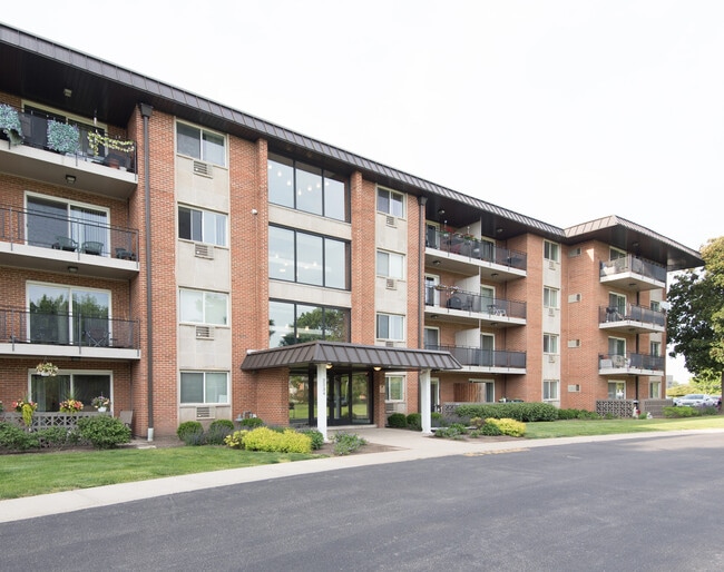 property at 2234 S Goebbert Rd