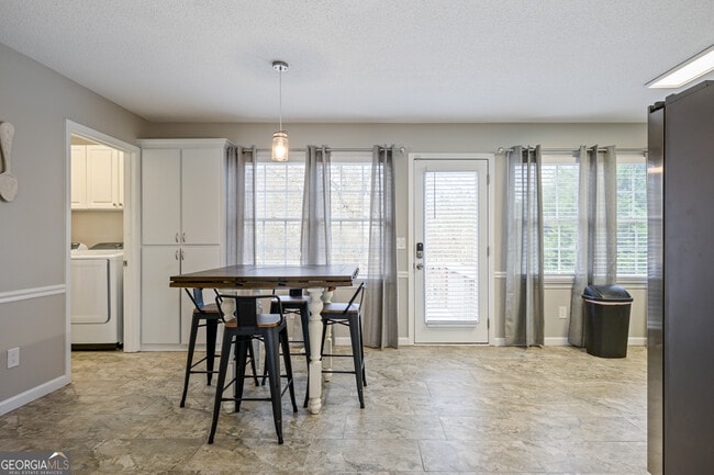 23 Magnolia Ct in Rydal, GA - Building Photo - Building Photo