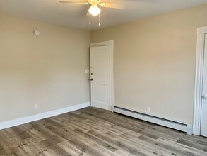 112 Montowese St in Branford, CT - Building Photo - Building Photo