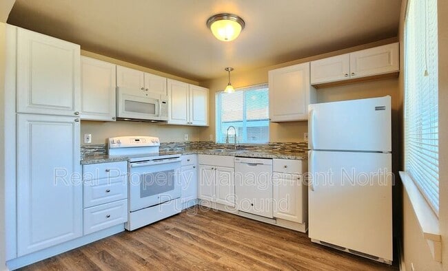 property at 2334 Howard Ave