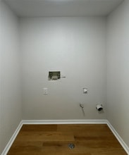 12136 Thompkins Dr in Austin, TX - Building Photo - Building Photo