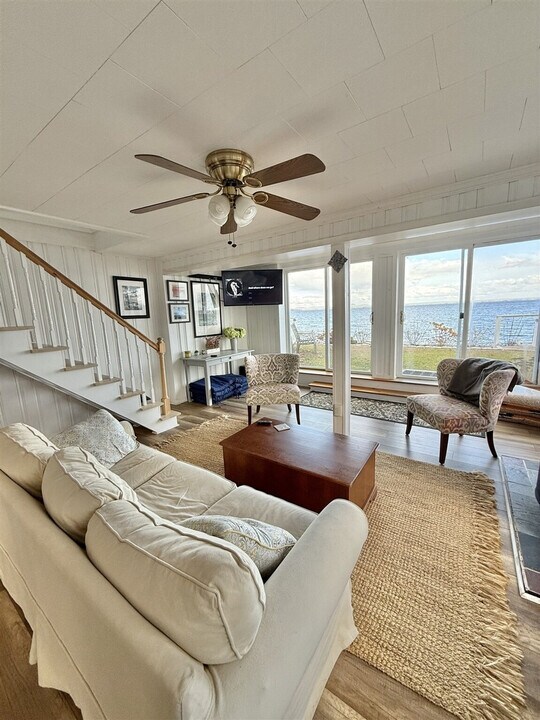28 Beach St in Sebago, ME - Building Photo