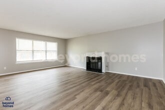 8 Random Oaks Cove in Maumelle, AR - Building Photo - Building Photo