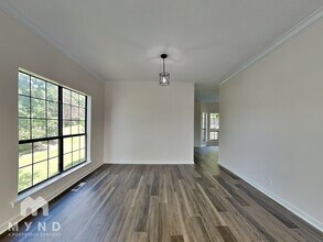 1121 Holt Hills Pl in Nashville, TN - Foto de edificio - Building Photo